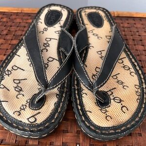 b.o.c. Flip flops
